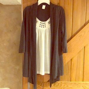 Polyester blouse with connected light cardigan